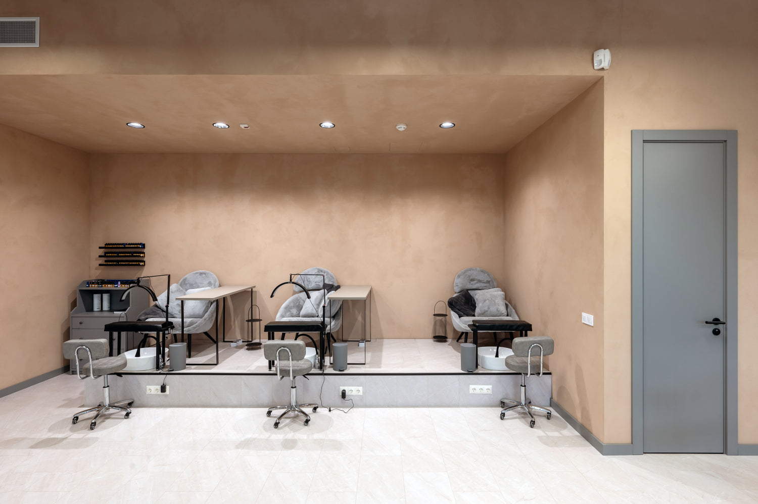 KULTA Limewash Paint – eco-friendly natural lime-based wall paint with a soft, matte finish