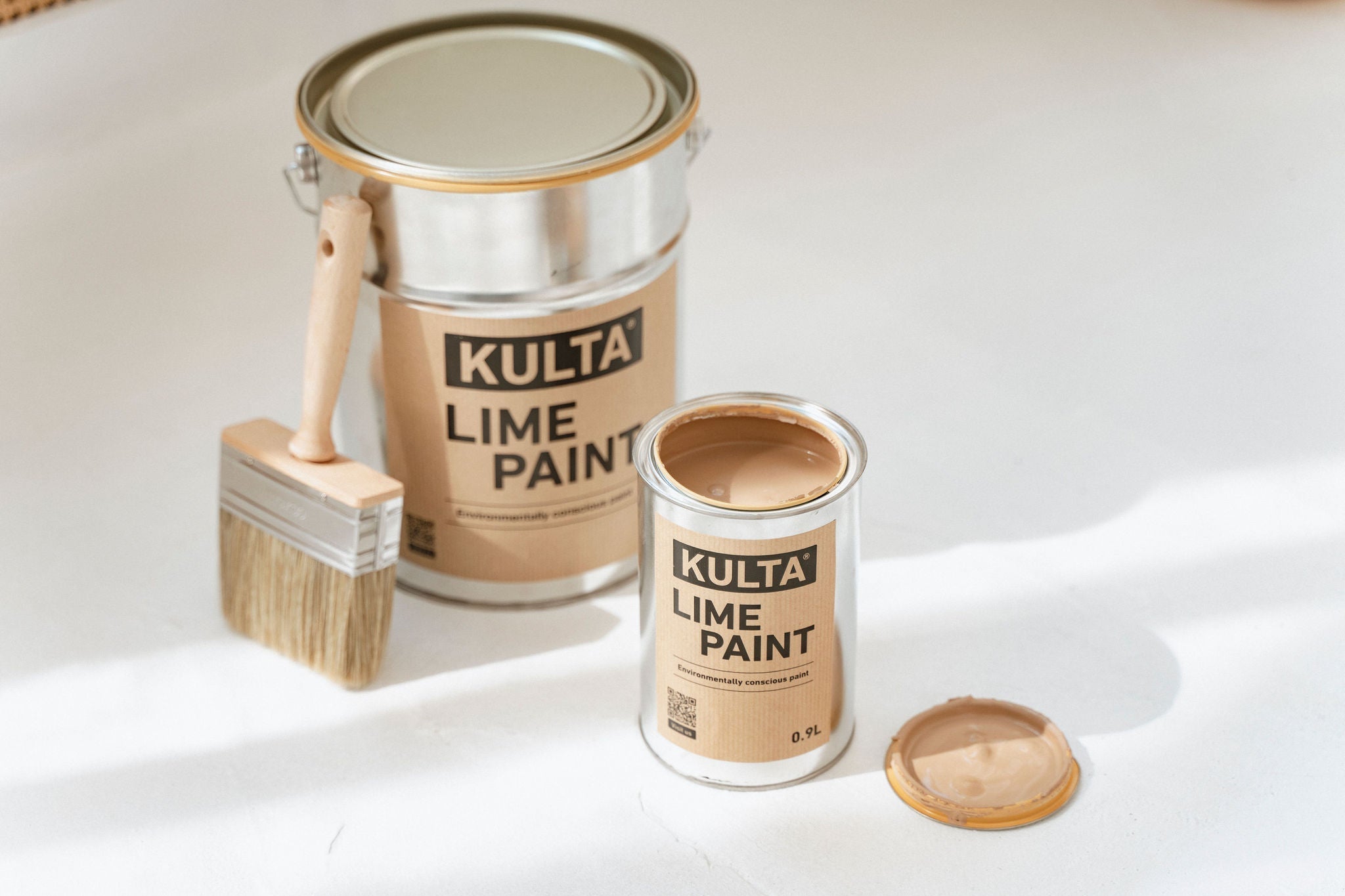 Premium KULTA Limewash Paint can – sustainable lime-based interior paint