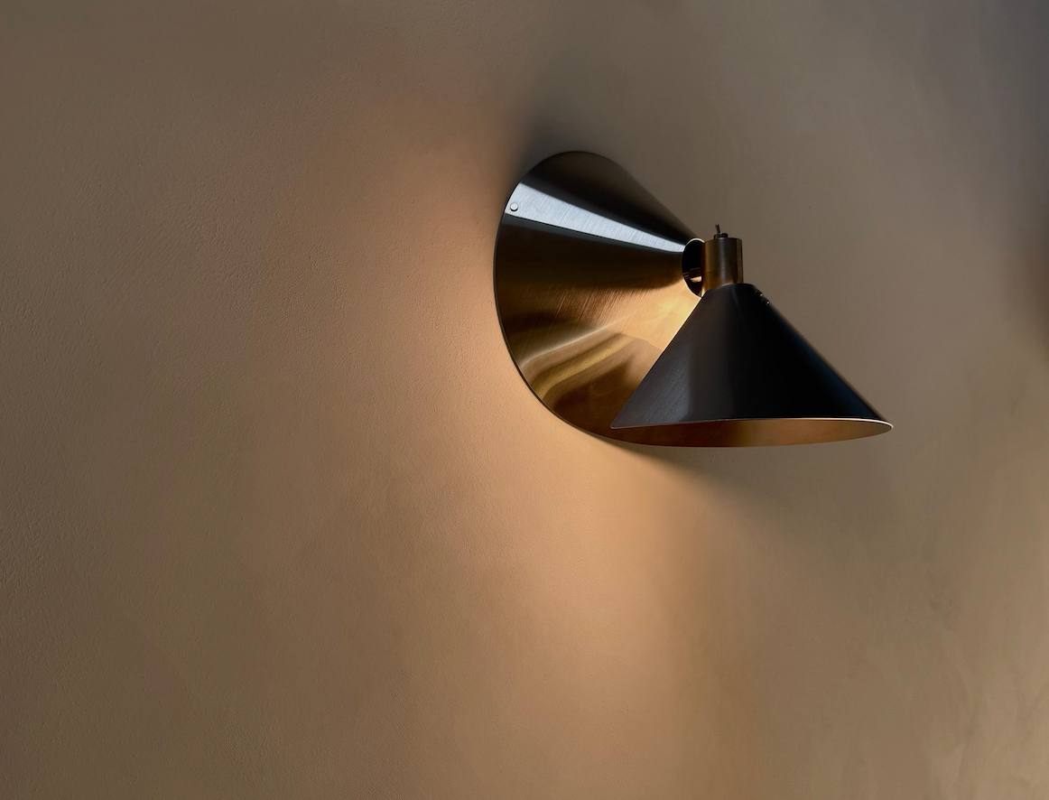 Limewash vs. Regular Wall Paint: What’s the Real Difference?